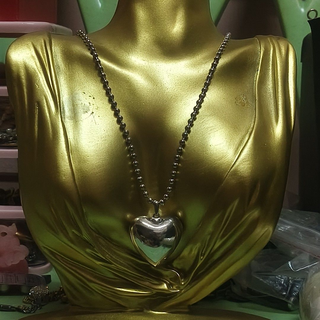 Big Heart Pendant Long Ball Chain (Category: Necklaces) located in Manila. Submitted by du_1661 (Listing ID 1438464616, Image 2). Description: .