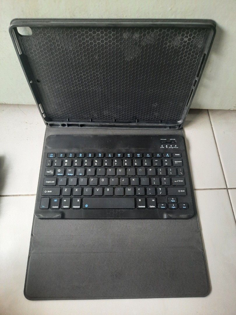 Bluetooth Black Keyboard Case456651185565870080