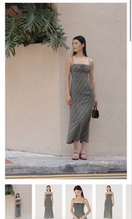 (Category: ) located in . Submitted by apparel-spree (Listing ID 1438400900, Image 1). Description: .