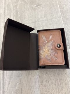 （分類：）位於 。 由 awo1689 提交（商品編號 1438361894，圖片 1）。簡介： 。