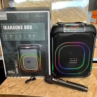 (Category: ) located in . Submitted by yzcartph (Listing ID 1438375537, Image 1). Description: .