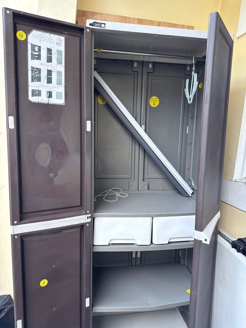 Cabinet (Category: Shelves, Cabinets & Racks) located in Quezon City. Submitted by klengkerz (Listing ID 1438407399, Image 3). Description: .