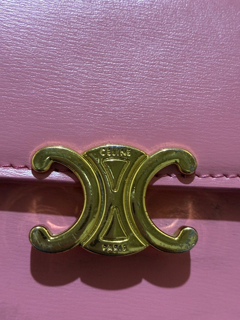 Celine Pink Shoulder Bag (Category: Luxury Bags & Wallets) located in Placer. Submitted by talaalond61563 (Listing ID 1438457649, Image 2). Description: - Celine Teen Triomphe - Celine pink shoulder bag - Gold-colored clasp with Celine logo - Made in Italy - Adjustable strap - Pink interior.