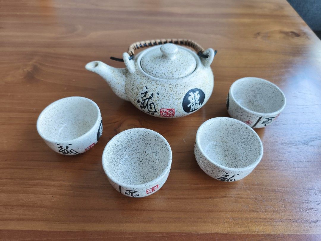 Ceramic Tea Set with Teapot and Cups456691824618393600