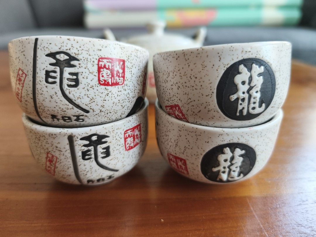 Ceramic Tea Set with Teapot and Cups456691824618393601