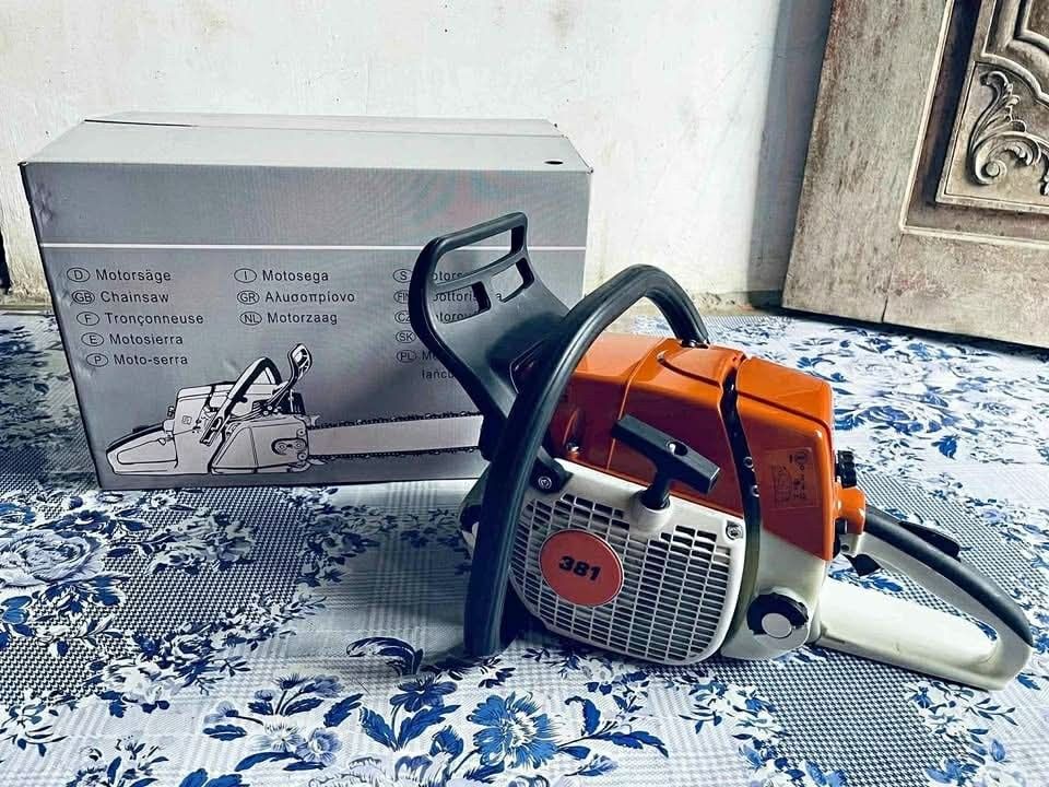 CHAINSAW STIHL 30 (Category: Construction Tools & Equipment) located in Valenzuela. Submitted by cooleagle.fab881 (Listing ID 1438391305, Image 2). Description: Brand new Heavy duty Good quality Good condition Complete set W/service warranty Pm me for more details.