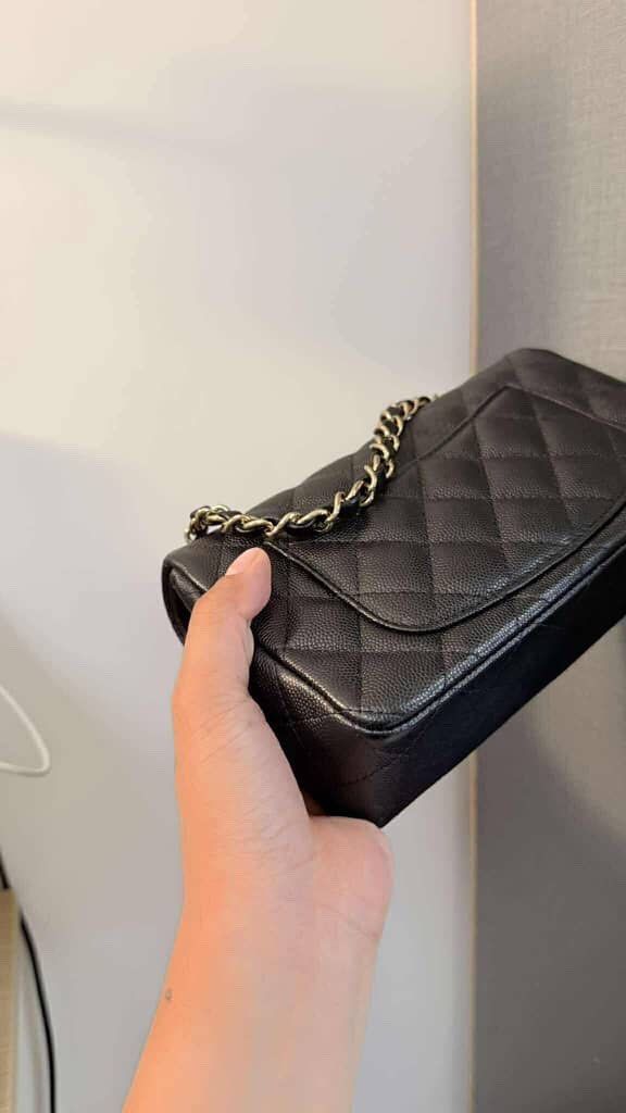 Chanel CF Mini Rectangular Black Caviar S26 (Category: Luxury Bags & Wallets) located in Taguig. Submitted by ferdinie_ (Listing ID 1438463622, Image 3). Description: 100% AUTHENTIC 98% like new condition Series 26 (rare series for mini rec caviar, last release before they discontinued producing caviar for minis) Usually 365k selling price..