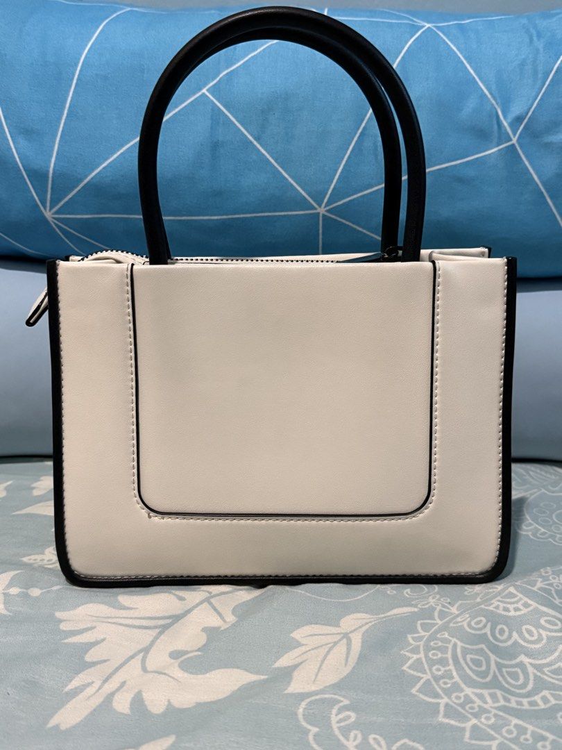 Charles & Keith Mini Dallya Tote Bag (Cream) (Category: Cross-body Bags) located in Pasig City. Submitted by clau.ph (Listing ID 1438368611, Image 3). Description: 3,999php SRP With dust bag.