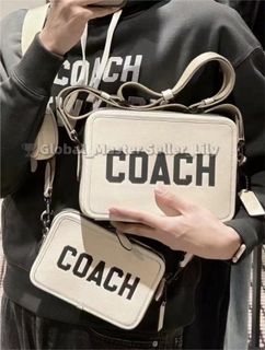 (Category: ) located in . Submitted by fashion.luxe (Listing ID 1438390273, Image 1). Description: .