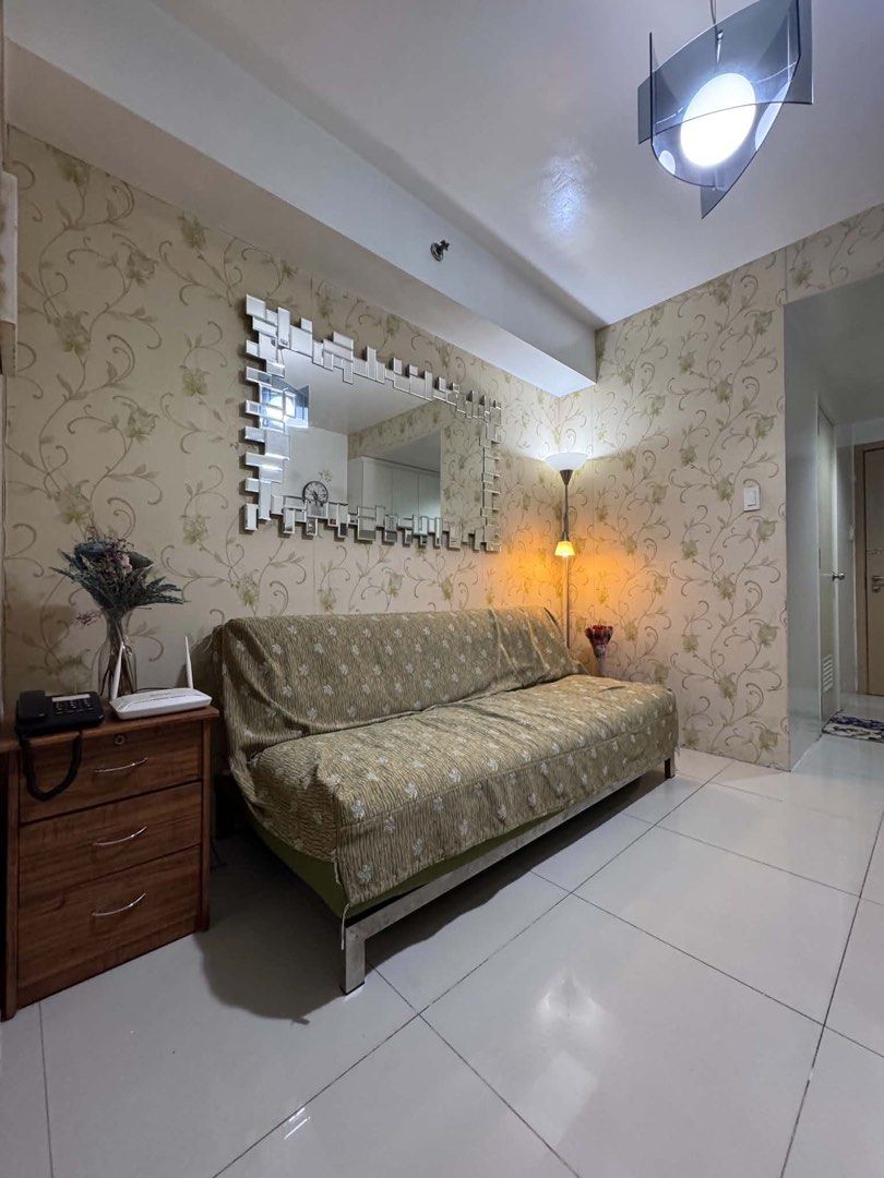 CONDO FOR RENT @ SEA RESIDENCES (Category: Apartments & Condos) located in Las Pinas. Submitted by boevjesjosjil818 (Listing ID 1190887108, Image 2). Description: CONDO FOR RENT LOCATION: SEA RESIDENCES, MOA COMPLEX, PASAY CITY AREA: 28.5 SQM - 9th Floor / Tower D - with balcony - facing Mall of Asia, IKEA, Manila Bay - fully furnished - LISTED BY THE OWNER - walking distance to MALL OF ASIA, IKEA, MOA ARENA, NATIONAL UNIVERSITY, SMX CONVENTION C