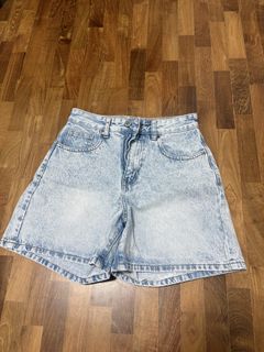 (Category: ) located in . Submitted by zingerburgerrr (Listing ID 1438447855, Image 1). Description: .