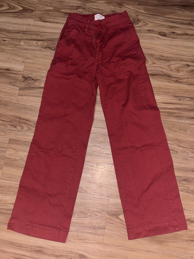 Cotton On Red Wide Leg Pants (Category: Other Bottoms) located in Makati City. Submitted by authenticats (Listing ID 1438464605, Image 1). Description: - Cotton On red wide-leg pants - High-waisted, wide leg - Size: 8 AU, 4 US, 36 EU, 38 BR RFS: Bought it a long time ago, never got to wear it; it doesn’t fit anymore:) Note: It’s stretchable and soft.