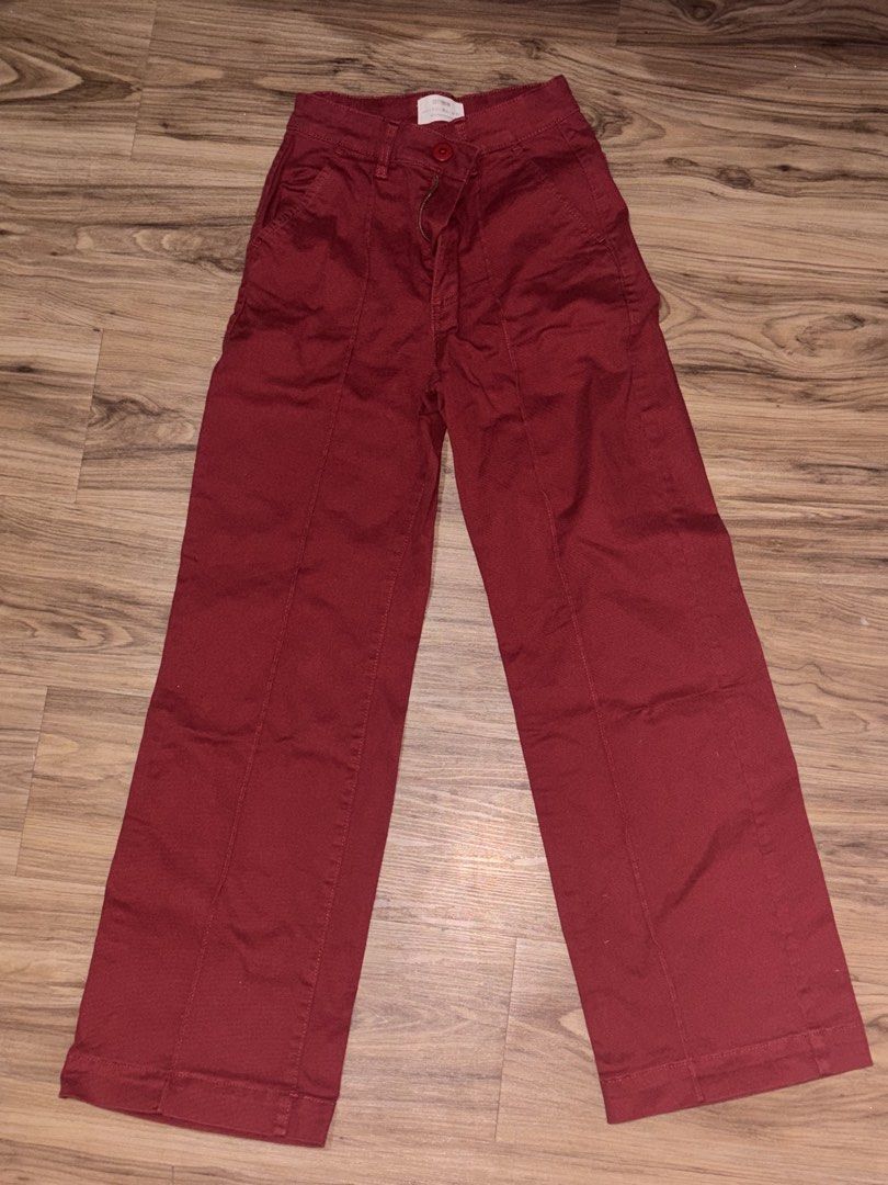 Cotton On Red Wide Leg Pants (Category: Other Bottoms) located in Makati City. Submitted by authenticats (Listing ID 1438464605, Image 2). Description: - Cotton On red wide-leg pants - High-waisted, wide leg - Size: 8 AU, 4 US, 36 EU, 38 BR RFS: Bought it a long time ago, never got to wear it; it doesn’t fit anymore:) Note: It’s stretchable and soft.