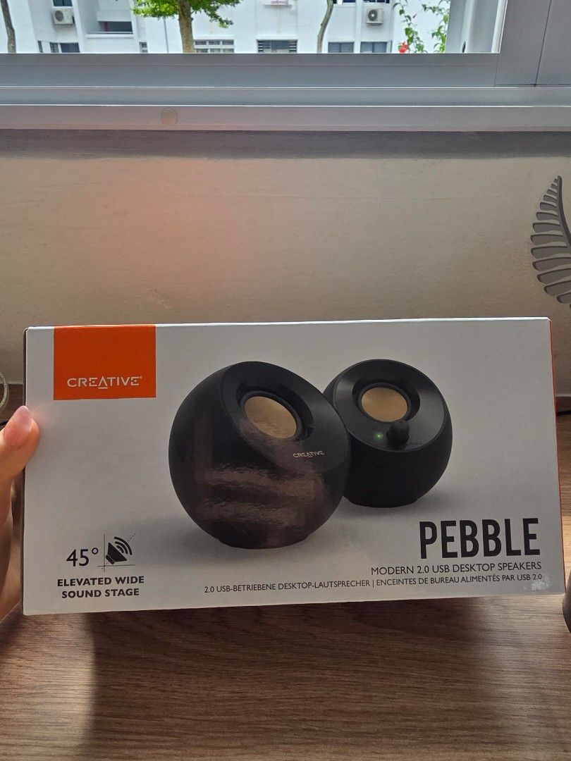 Creative Pebble USB Desktop Speakers  BNIB