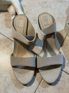 (Category: ) located in . Submitted by mamalyne (Listing ID 1438445158, Image 1). Description: .