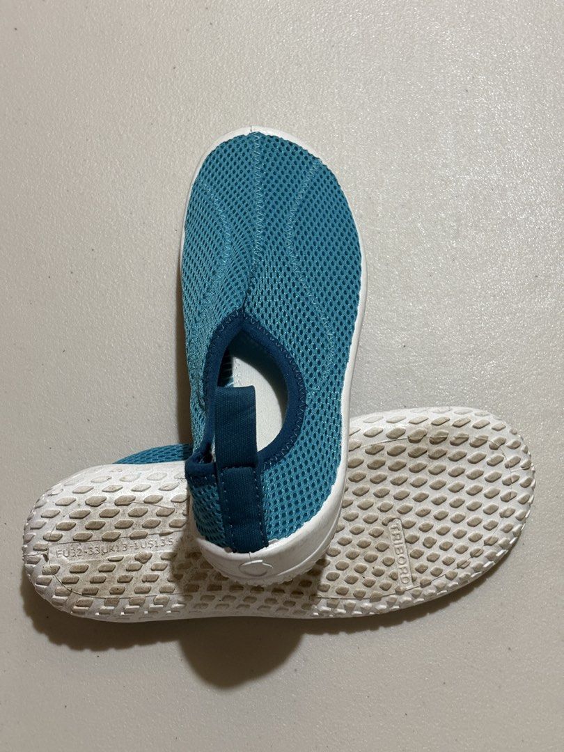 Decathlon Kids' Aquashoes (Category: Babies & Kids Fashion) located in Quezon City. Submitted by happyclosetdeals (Listing ID 1438447972, Image 2). Description: .