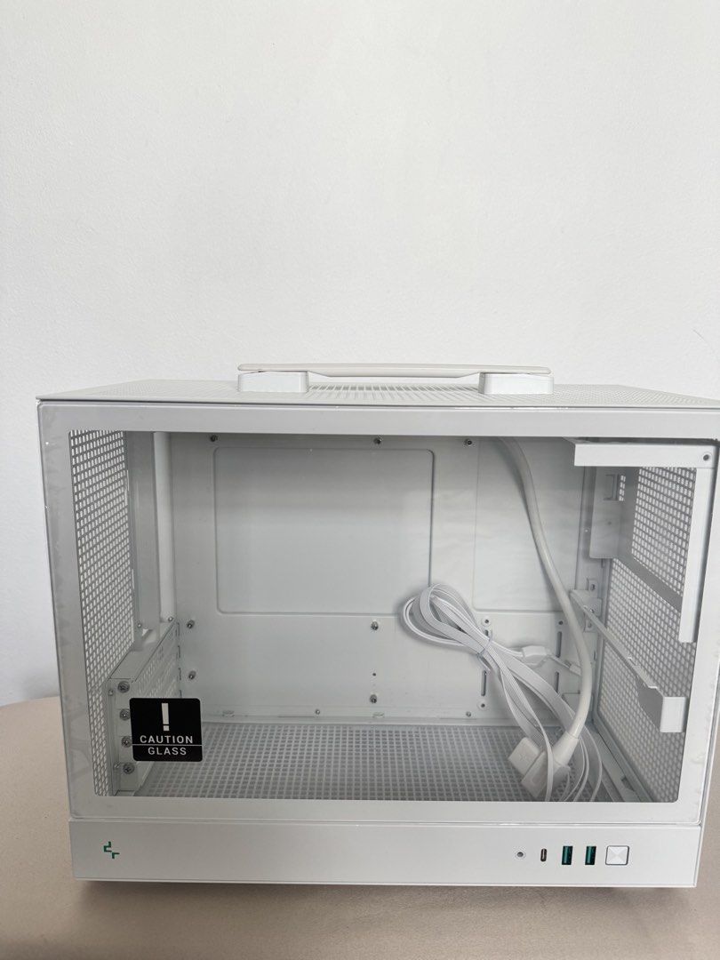 Deepcool CH160 Plus white456298469210214400