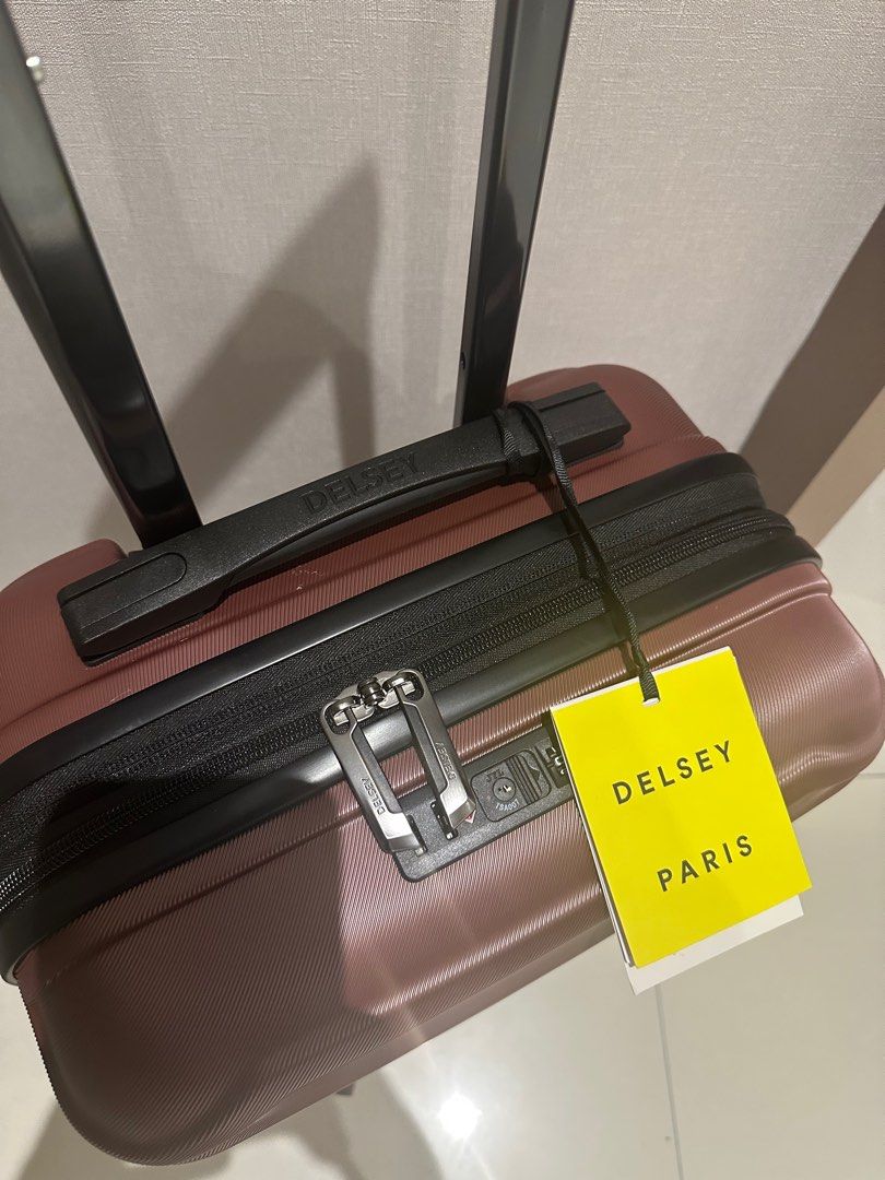 Delsey carry-on luggage (Category: Luxury Bags & Wallets) located in Taguig. Submitted by jiszi (Listing ID 1438444900, Image 1). Description: Brandnew Perfect condition Expandable.