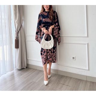 (Kategori: ) berada di . Dikirim oleh putriprmt (ID iklan 1438379615, Gambar 1). Deskripsi: .