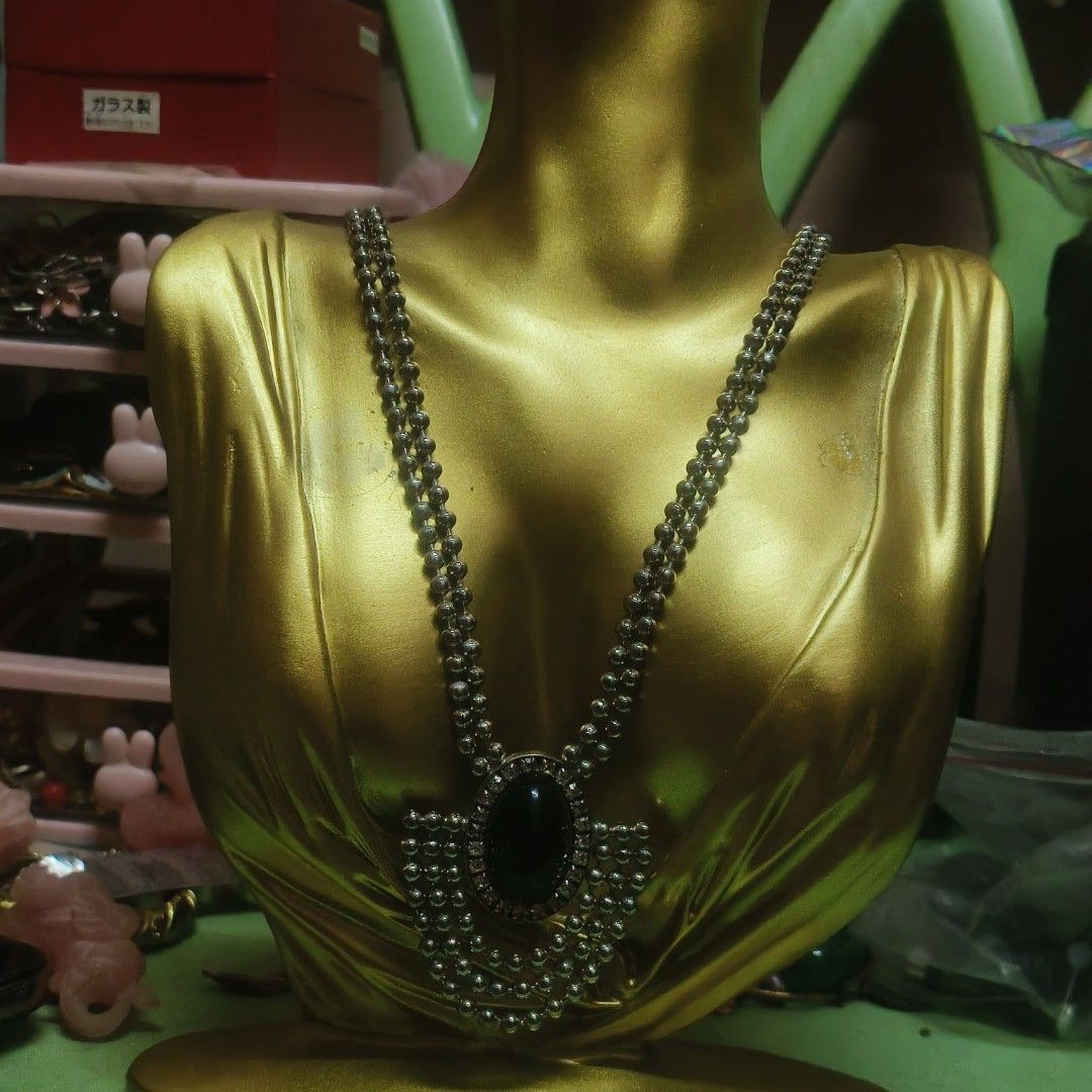 Dual Strand Onyx Necklace (Category: Necklaces) located in Manila. Submitted by du_1661 (Listing ID 1438394661, Image 2). Description: .