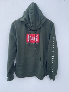 (Category: ) located in . Submitted by zn_thriftstore (Listing ID 1438437275, Image 1). Description: .