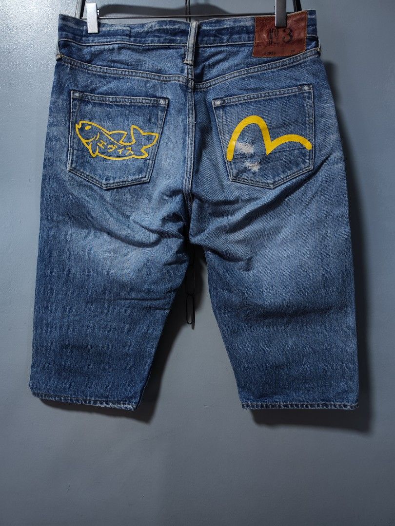 Evisu Button Fly Distress Hand Paint Gull Fish Jorts (Category: Shorts) located in Bulacan. Submitted by emilj23 (Listing ID 1438319553, Image 1). Description: Evisu Button Fly Distress Hand Paint Gull Fish Jorts Size 30 on tag L 26 W 32 Leg Hole 8 Condition 9.5/10 Color rate 9.5/10 Issue Hairline Crackprints.