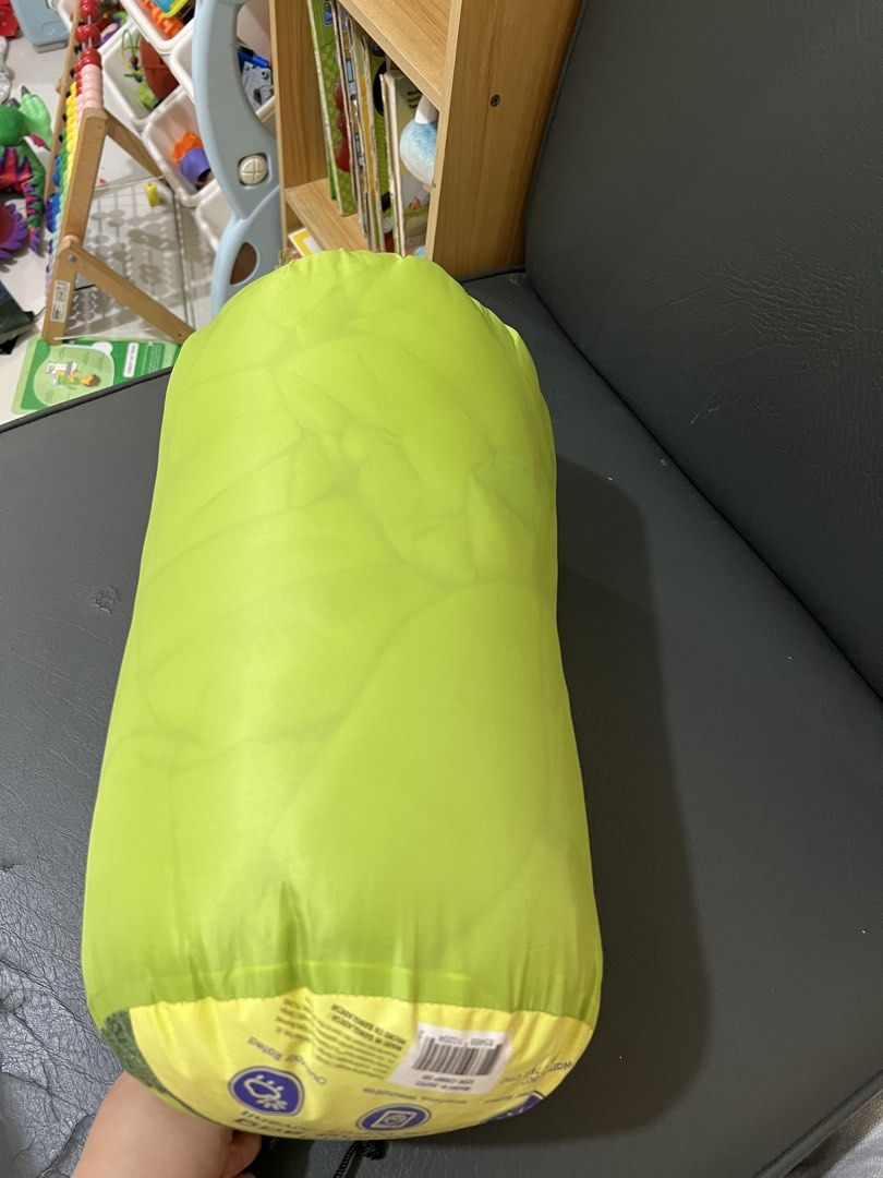 Firefly Youth Sleeping Bag (Category: Hiking & Camping) located in Manila. Submitted by chiiiiing2 (Listing ID 1438498255, Image 2). Description: - Firefly Youth Sleeping Bag - Designed for youth camping - Machine washable - Compact and easy to store/transport - Features a weather rating - Vibrant green color - Firefly Outdoor Gear logo.