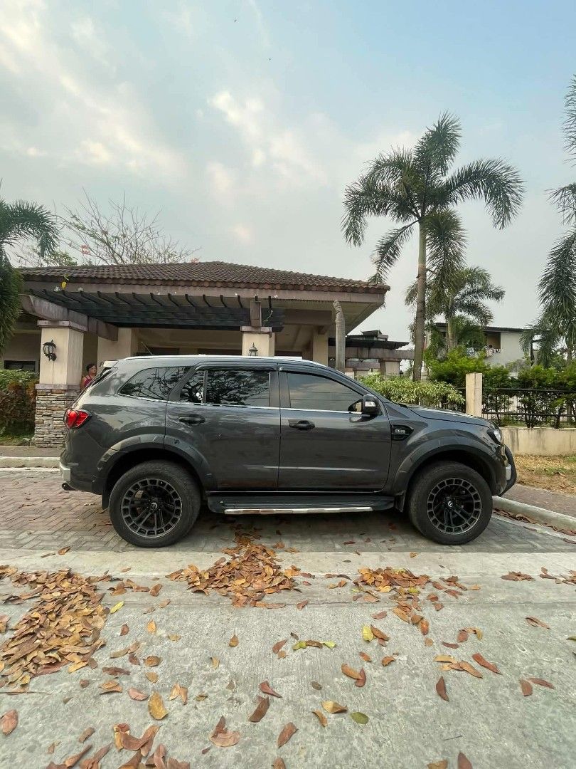 Ford Everest (Category: Used Cars) located in Manila. Submitted by chanosgaun62853 (Listing ID 1438323395, Image 3). Description: Ford everest 4x4 titanium , 2018 model , 76k km - audometer🔥 Rush sale🔥 800k-Negotiable Contact-09175053462 Loc- Near Tandang Sora QC.