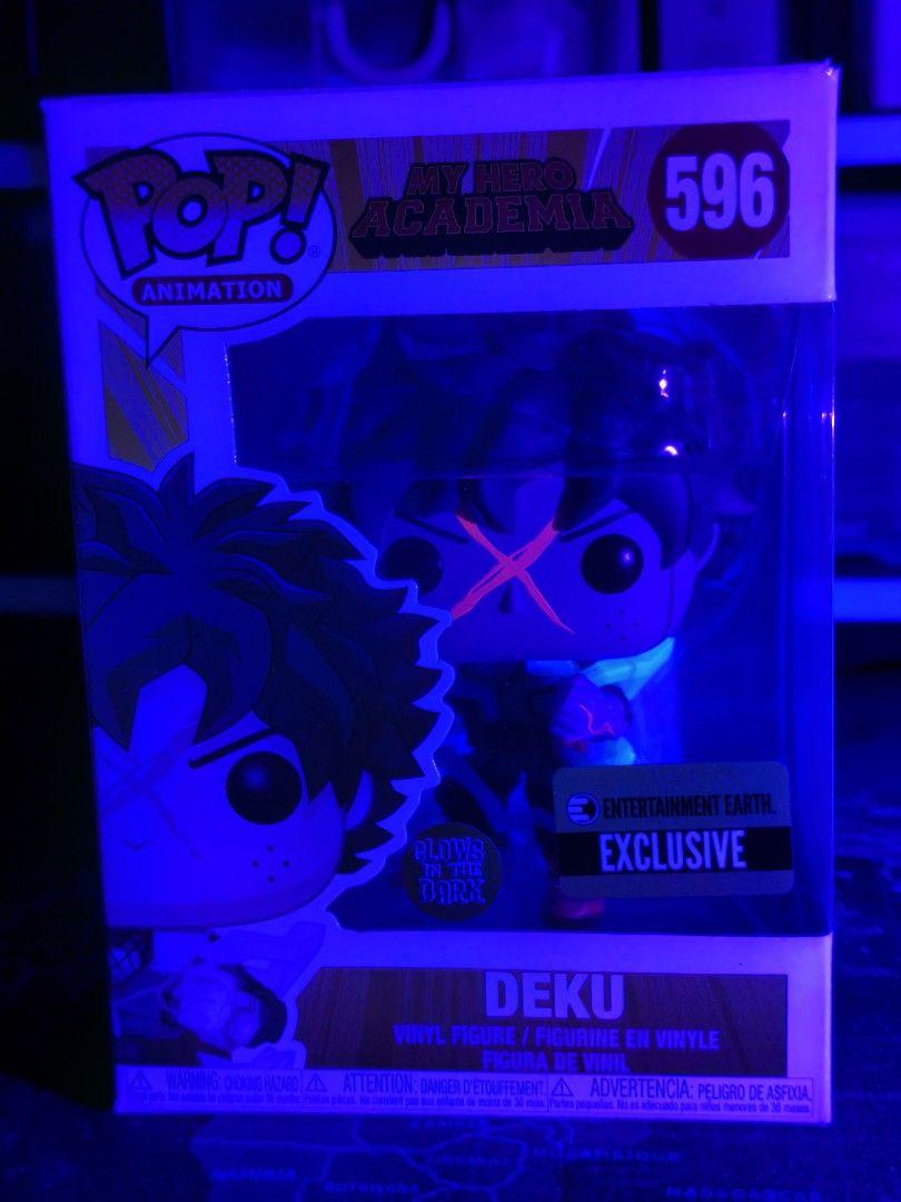 Funko Pop! Animation My Hero Academia Deku #596 (Category: Toys & Games) located in Valenzuela. Submitted by dmstuffs (Listing ID 1438373960, Image 2). Description: Funko Pop! Animation Deku #596 Glow In Dark Entertainment Earth Exclusive 📌Note: Please manage your expectations. what you see is what you get 📌Condition: BIB 🔸 Displayed out of box for a short time 🔸 Includes protector 🔸 In good condition 🔸 Glows In the dark 🔸 Entertainment Ea