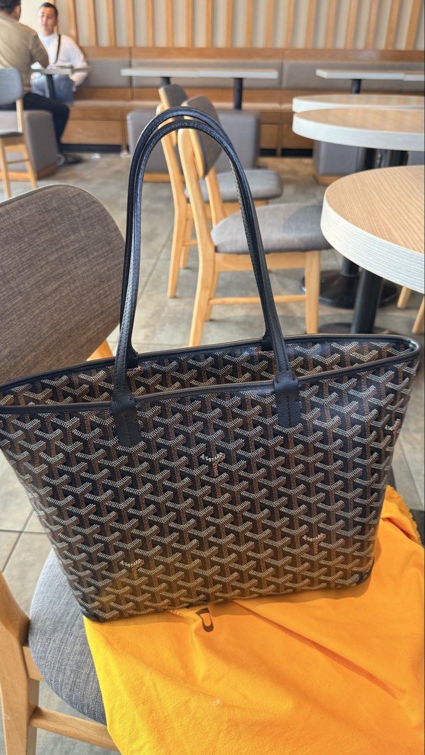 Goyard Artois pm (Category: Luxury Bags & Wallets) located in Angeles City. Submitted by luxuresbagsandaccessories (Listing ID 1438455061, Image 2). Description: - Authentic Goyard Artois pm - Classic brown and black pattern - Black leather handles and trim - Includes dust bag, tags, and care cards - Zipper closure - Stylish and practical for everyday use -With receipt, Enthrupy from dr. Leather, And verbal Authentication from dr. Runway -Paper b