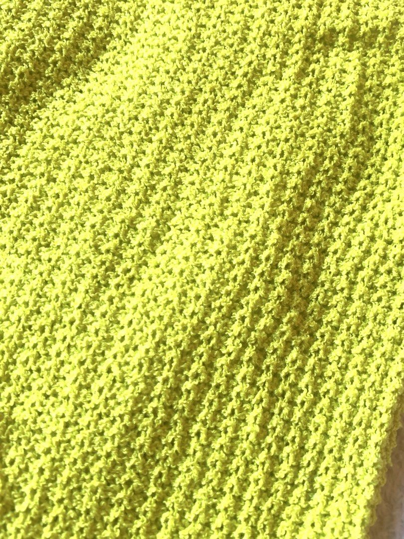 Green Apple Beach Dress (M - L) (Category: Dresses) located in Cebu City. Submitted by ChaKoleksyon (Listing ID 1438431293, Image 2). Description: Nabili ko lang online, ganda ng color nakaka fresh pero di bagay sa skintone ko hehe .