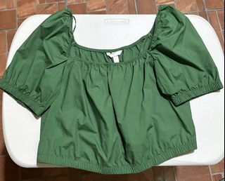 (Category: ) located in . Submitted by happyclosetdeals (Listing ID 1438449066, Image 1). Description: .