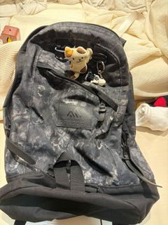（分類：）位於 。 由 dllllllaa 提交（商品編號 1438330143，圖片 1）。簡介： 。