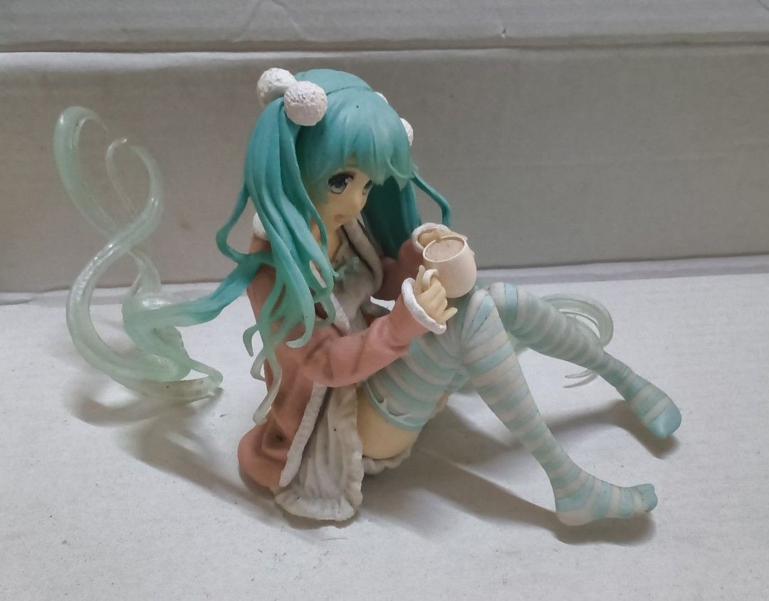 Hatsune Miku Relaxing Figure (Category: Figurines & Statues) located in Manila. Submitted by the_thrift_shop_onlineph (Listing ID 1438333277, Image 3). Description: No long reservation, priority ASAP buyer Products in hand ready to ship Feel free to chat, message or text for additional pictures and inquiry for the availability of the items before placing an order. What you see what you get (see pictures) About this item - Hatsune Miku figure - Re
