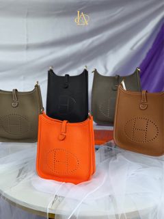 (Category: ) located in . Submitted by authenticandluxury_bags (Listing ID 1438413195, Image 1). Description: .