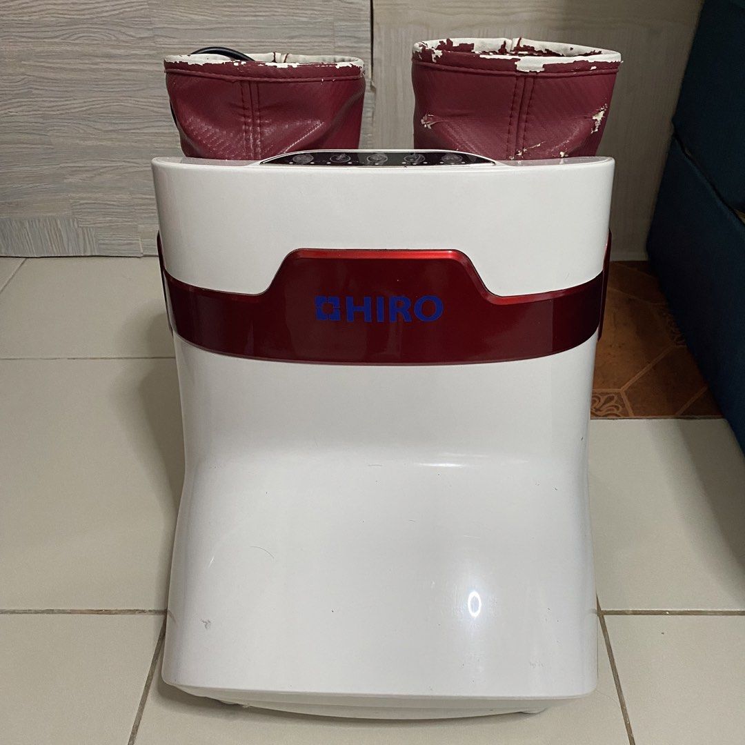 HIRO Foot Massager (Category: Massage Devices) located in Cebu City. Submitted by jjanix (Listing ID 1438366950, Image 1). Description: - only defect is the peeled of leather cover .