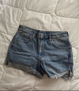 (Category: ) located in . Submitted by mixnmatcha (Listing ID 1438346290, Image 1). Description: .