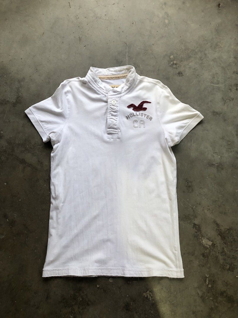 HOLLISTER Y2K SHIRT (Category: Tshirts & Polo Shirts ) located in Tacurong. Submitted by akth1en (Listing ID 1438403033, Image 1). Description: ALL ITEMS ARE NEEDWASH M ON TAG WIDTH:20 LENGTH:28.5 Issue:None (No Flaws) Condition:10/10 Color Rate:10/10 DM FOR MORE INFO.