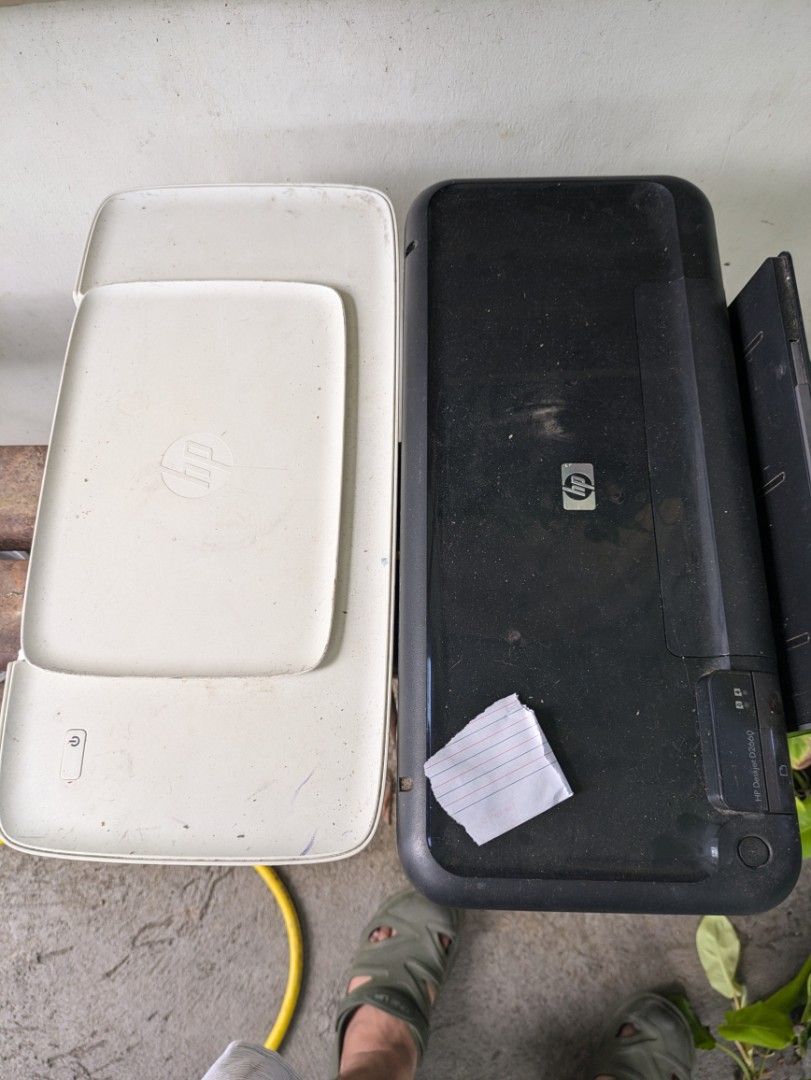 HP Printers Bundle – FOR REPAIR / NO INK / AS-IS (Category: Printers, Scanners & Copiers) located in Carmona. Submitted by legitsteals (Listing ID 1438421447, Image 2). Description: Selling 2 used HP printers. Both were functioning before storage, but currently NO INK installed, so selling as defective / untested for fast sale. Included: HP DeskJet D2660 (Black) HP DeskJet 1112 (White) Condition: Powers on previously Stored for some time Dusty / 