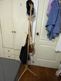 (Category: ) located in . Submitted by iriswang95 (Listing ID 1438438510, Image 1). Description: .