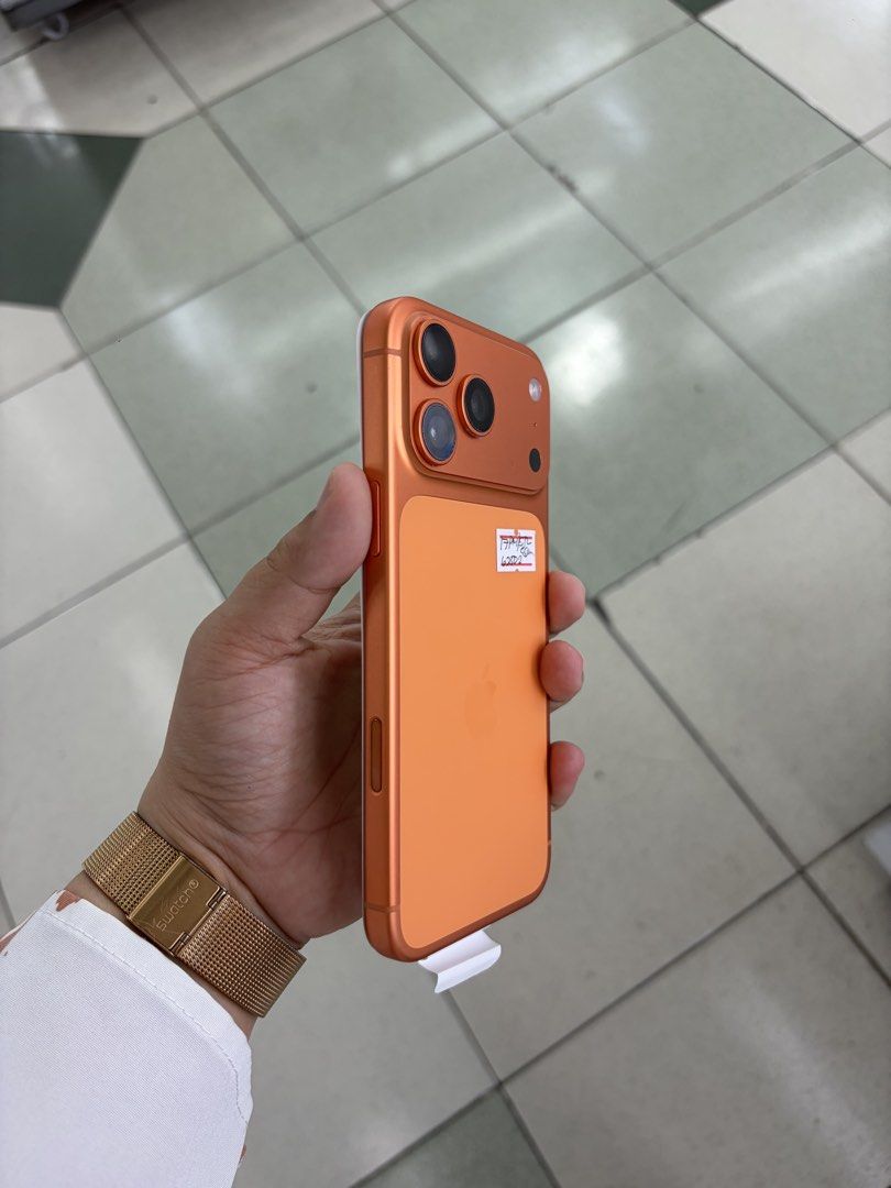 Iphone 17 Pro Max 512gb 100% batt Esim Unlock No issue (Category: iPhone 17 Series) located in San Juan City. Submitted by javedsgadgetshop (Listing ID 1438470586, Image 3). Description: INSTALLMENT OPTIONS : SPAY LATER / GGIVES / CREDIT CARD / SKYRO / HOMECREDIT (BRANDNEW) WE BUY AND SELL SO PWEDE MAGBINTA OR SWAP ! Quick Specs : 76,500 💵 Iphone 17promax •512gb •US Variant •100% batt health •Esim Unlock •99% Smoothness •No hidden issue | No Rep