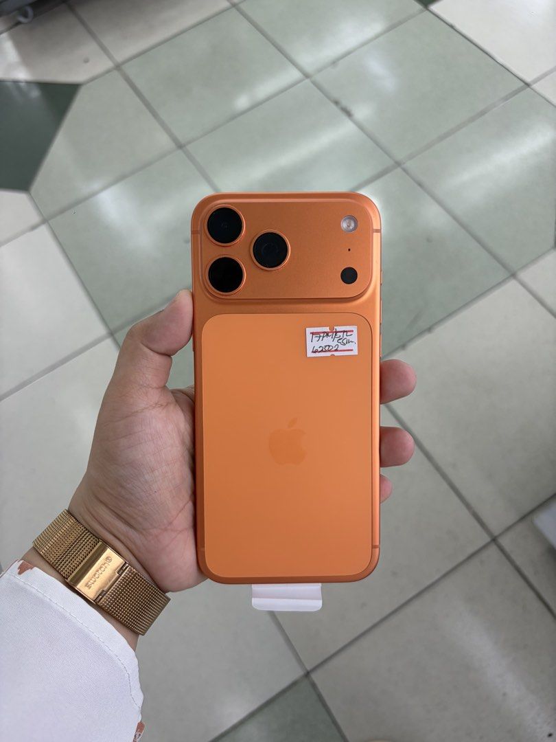 Iphone 17 Pro Max 512gb 100% batt Esim Unlock No issue (Category: iPhone 17 Series) located in San Juan City. Submitted by javedsgadgetshop (Listing ID 1438470586, Image 2). Description: INSTALLMENT OPTIONS : SPAY LATER / GGIVES / CREDIT CARD / SKYRO / HOMECREDIT (BRANDNEW) WE BUY AND SELL SO PWEDE MAGBINTA OR SWAP ! Quick Specs : 76,500 💵 Iphone 17promax •512gb •US Variant •100% batt health •Esim Unlock •99% Smoothness •No hidden issue | No Rep