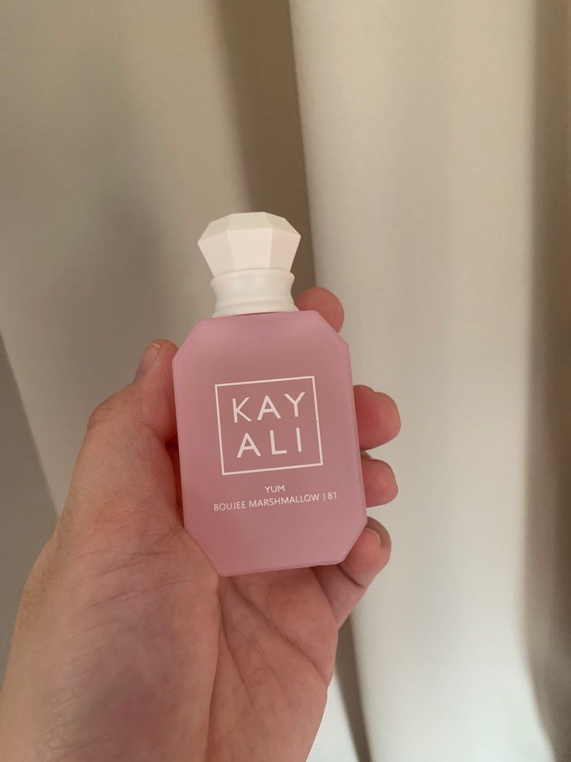 Kayali yum bougee marshmallow mini perfume (Category: Fragrance & Deodorants) located in Quezon City. Submitted by neomieperfumeshop (Listing ID 1438336785, Image 1). Description: 30ml Wala box.