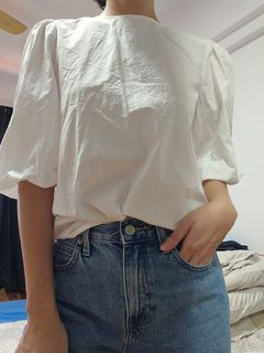 (Category: ) located in . Submitted by fayeceeee (Listing ID 1436145114, Image 1). Description: .