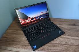 Lenovo Laptop black i7 (Category: Laptops & Notebooks) located in Manila. Submitted by iamkimmyri77434 (Listing ID 1438349945, Image 3). Description: - Lenovo ThinkPad E and T series - Sleek black design - Full keyboard - Multiple side ports - Vibrant display - Perfect for personal use - i5 E series, i7 T series, both 12th gen, 16gb and 32gb option on memory RFS: Will buy new Apple Macbook, need ko funds. Issue, may dent, may crack sa corner, doe