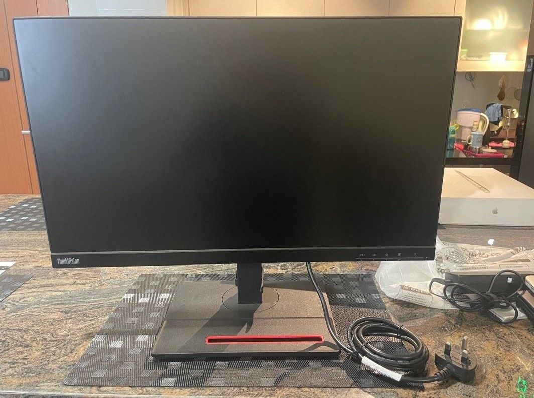 Lenovo ThinkVision screen like new456422300802754560