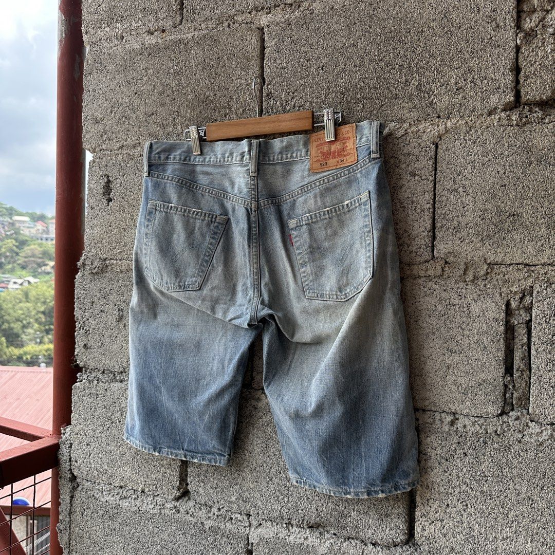 Levi's 523 Denim Jorts (Category: Shorts) located in Baguio. Submitted by subaitems (Listing ID 1438384111, Image 3). Description: LEVIS 523 Denim Jorts — 📐Waistline: 32”-34” Length: 21” Opening: 11” —.