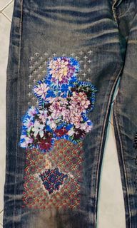 (Category: ) located in . Submitted by sekodathrift (Listing ID 1438464493, Image 1). Description: .