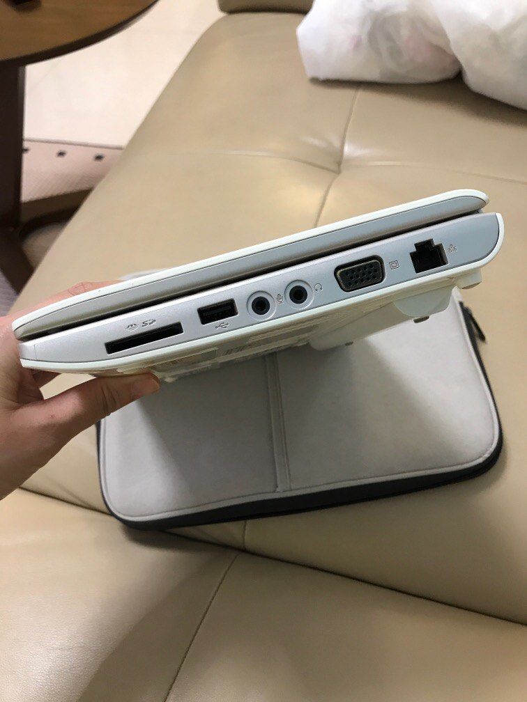 LG laptop456608923507773441