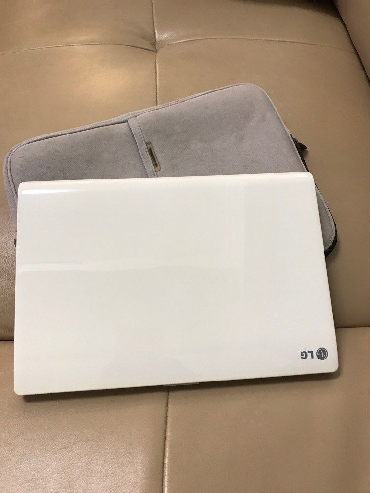 LG laptop456608923507773440
